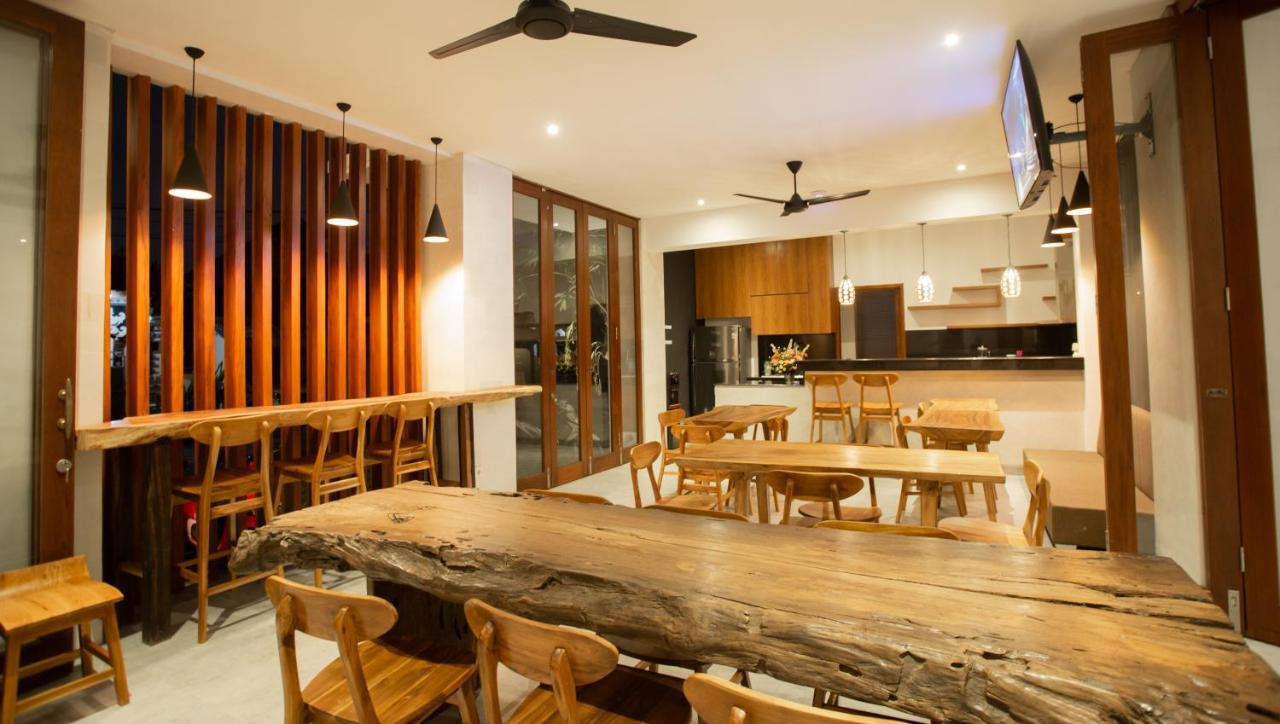 The Kd Suites & Coffee Shop Munggu Экстерьер фото