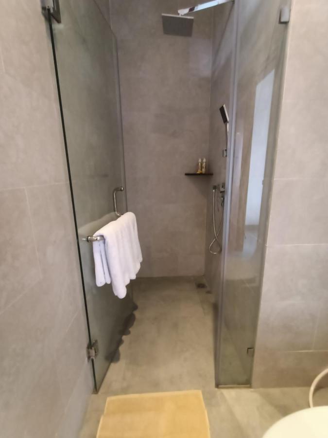 The Kd Suites & Coffee Shop Munggu Экстерьер фото